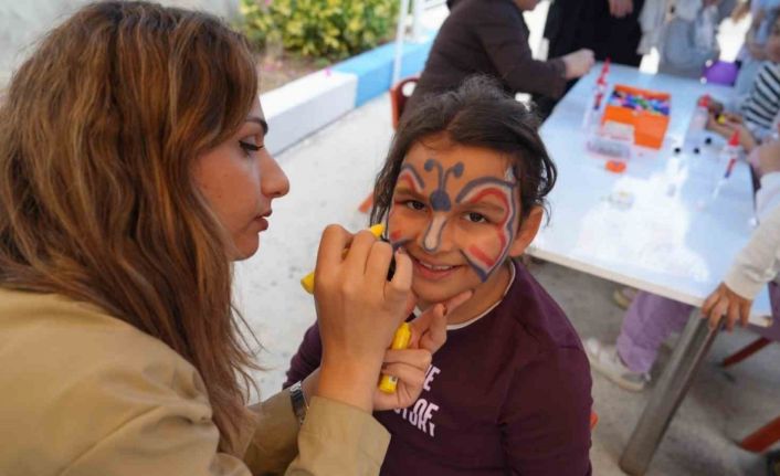 Tarsus’ta çocuklar ara tatilde hem eğlendi hem öğrendi