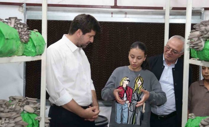 Tarsus’ta istiridye mantarı kursunda ilk hasat sevinci