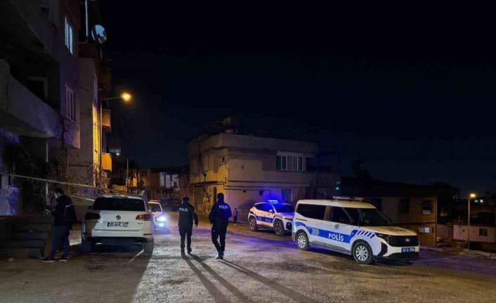 Tartıştığı amcasını silahla yaraladı