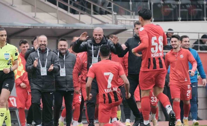 TFF 2. Lig: GMG Kastamonuspor: 7 - Altınordu: 1