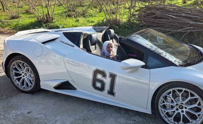 Trabzon’a Lamborghini ile geldi, köy yollarında ilgi odağı oldu