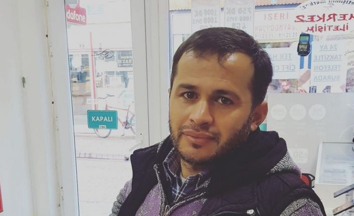 Traktör ile kazan arasına sıkışan köy muhtarı hayatını kaybetti