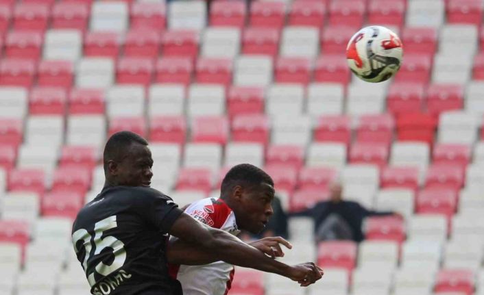 Trendyol 1. Lig: Özbelsan Sivasspor: 3 - Manisa FK: 2