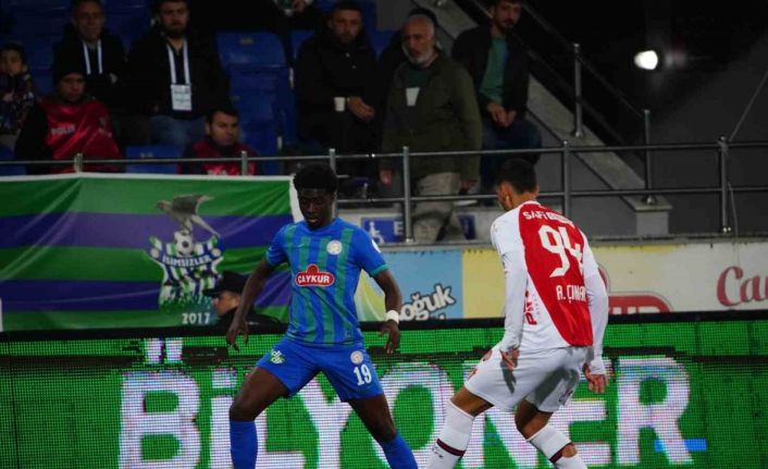 Trendyol Süper Lig: Çaykur Rizespor: 0 - Fatih Karagümrük: 0 (İlk yarı)