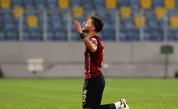 Trendyol Süper Lig: Gençlerbirliği: 1 - RAMS Başakşehir: 0 (İlk yarı)