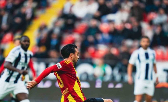 Trendyol Süper Lig: Kayserispor: 2 - Kasımpaşa: 1 (İlk yarı)