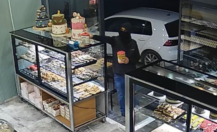 Turgutlu’da SMA bağış kutusu çalındı