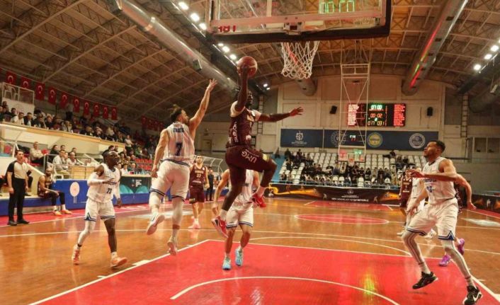 Türkiye Basketbol Ligi: Kocaeli BŞB Kağıtspor: 61 - Bandırma Bordo Basketbol: 82