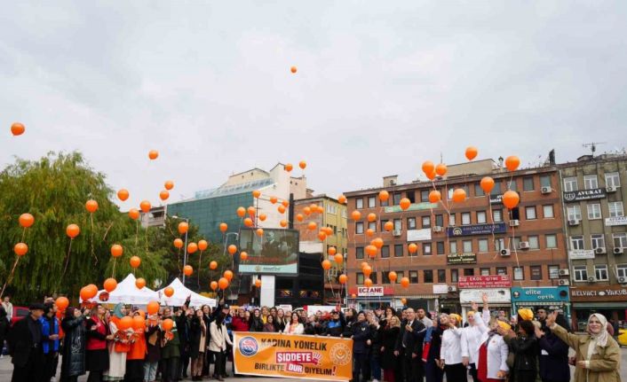 Turuncu balonlarla şiddete karşı kadınlardan ortak duruş