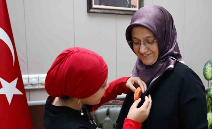 Turuncu renkle lösemiye farkındalık