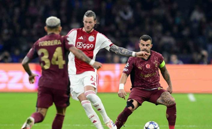 UEFA Şampiyonlar Lig: Ajax: 0 - Galatasaray: 0 (İlk yarı)