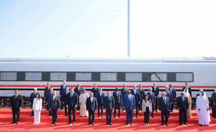 Ulaştırma ve Altyapı Bakanı Uraloğlu, Mısır’da TransMEA 2025 açılışına katıldı