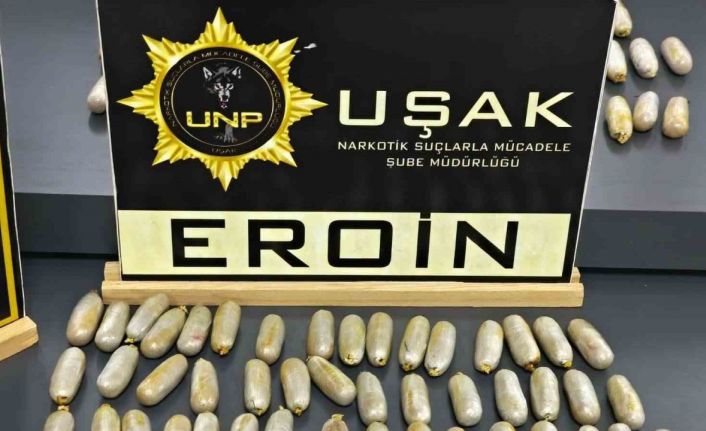 Uşak’ta midelerinde eroin taşıyan iki şüpheli tutuklandı