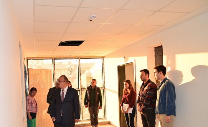 Vali Canbolat, Huzurevi ve Rehabilitasyon Merkezi inşaatında incelemelerde bulundu
