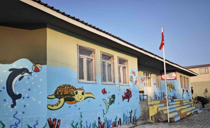 Van Güzel Sanatlar Lisesinden anaokuluna renkli dokunuş