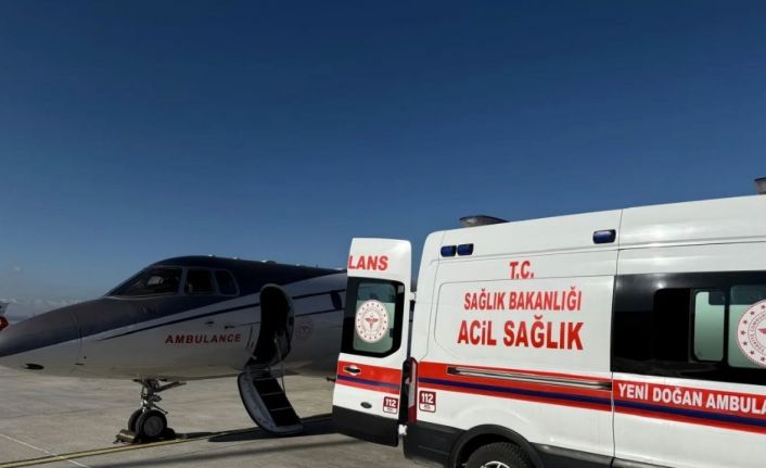 Van’da kalp hastası bebek, uçak ambulansla İstanbul’a sevk edildi