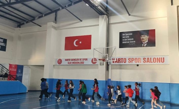 Varto’da voleybol kursuna yoğun ilgi