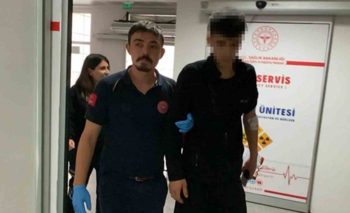 ‘Yan baktın’ diyen 4 çocuğun saldırdığı genç bıçaklandı