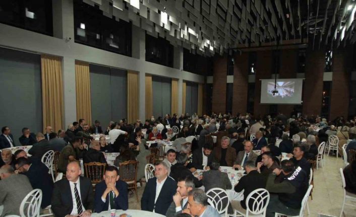 Yenicelilerden salona sığmayan birlik ve beraberlik