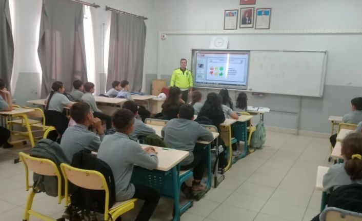 Yenipazar’da öğrencilere trafik eğitimi verildi
