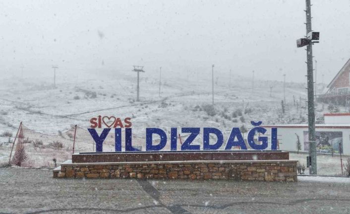 Yıldız Dağı beyaz gelinliğini giydi, kayak merkezi havadan görüntülendi