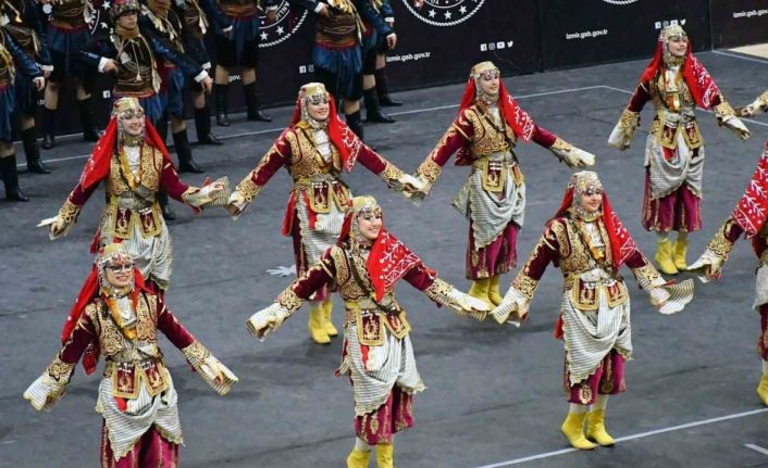 Yunusemre’de halk oyunları heyecanı başlıyor