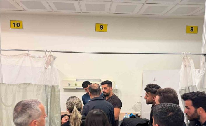 Yurtta kalan öğrenciler zehirlenme şüphesiyle hastaneye kaldırıldı