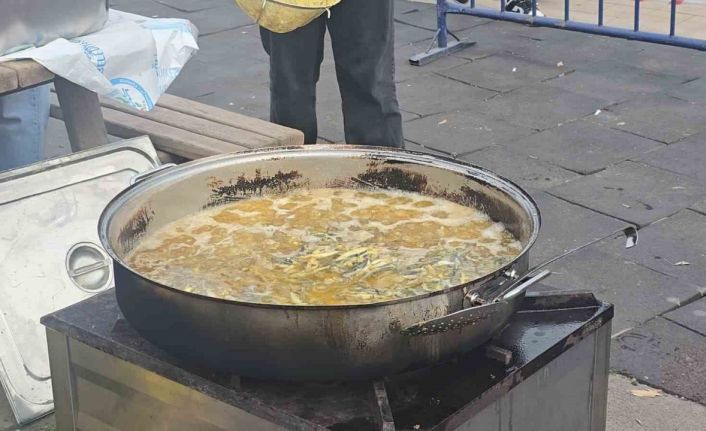 Zonguldak’ın Ereğli ilçesinde 16. Hamsi Festivali yoğun ilgi gördü