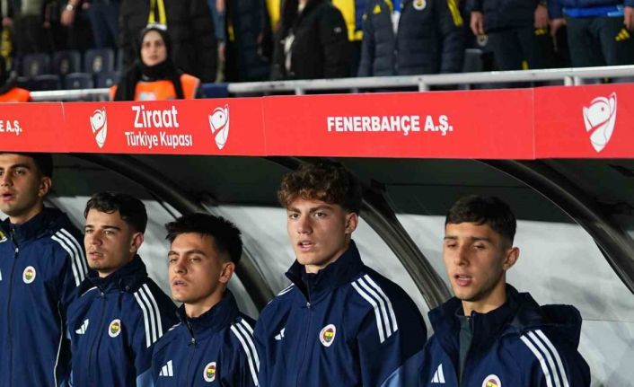 18 yaşındaki Haydar Karataş ile 16 yaşındaki Alaettin Ekici, derbide forma giydi