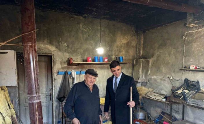 30 yıldır süpürge yapıyor, "bu meslek benim ömrüm" diyor