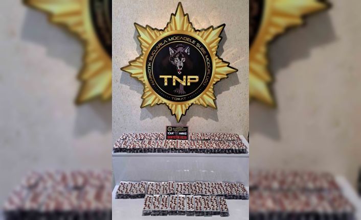 4 bin sentetik hapla yakalanan zanlı tutuklandı