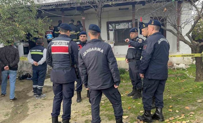 82 yaşındaki kadın yangında hayatını kaybetti