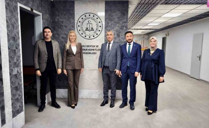 Adliyeye çocuk bekleme ve oyun odası kütüphanesi kuruldu