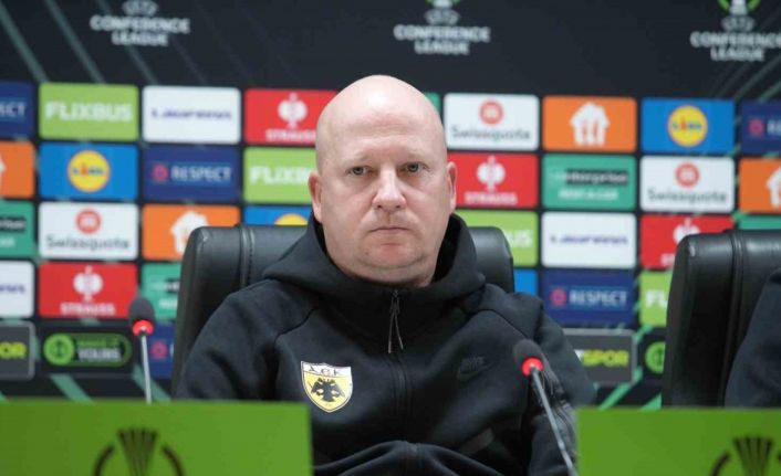 AEK Teknik Direktörü Nikolic: "Avrupa’da devam etmek için Samsunspor maçı çok önemli"