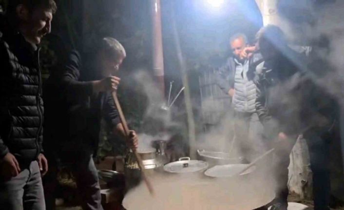 Ağrı’nın geleneksel Halise lezzeti Edirne’de ilgi gördü