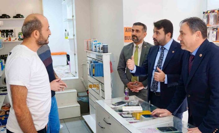 AK Parti heyeti Safranbolu’da esnafların taleplerini dinledi