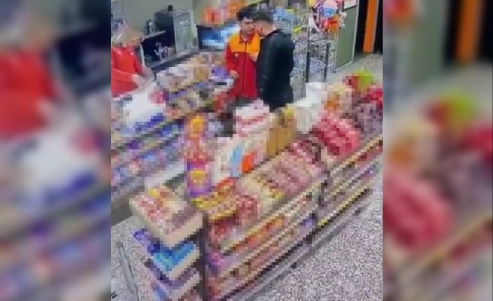 Akaryakıt istasyonunda çalışan genci darbeden alkollü müşteri gözaltına alındı