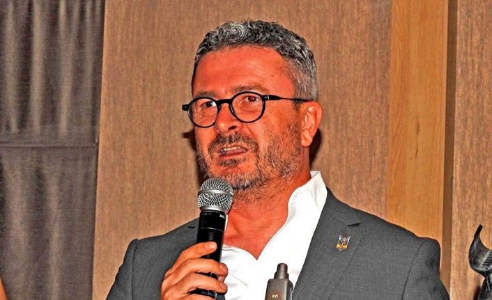 Alaçatı Turizm Derneği Başkanı Ünsal: "Turizmi planlı yönetmezsek nitelikli turisti çekemeyiz"