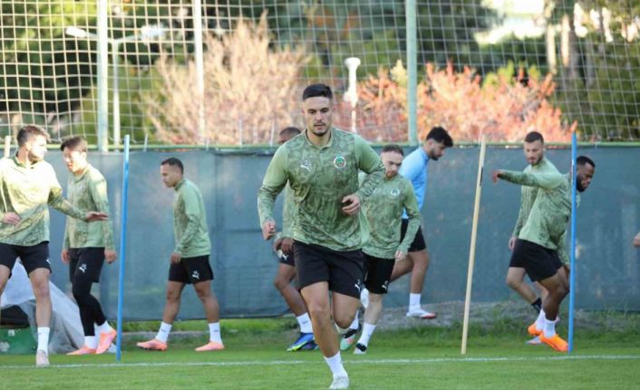 Alanyaspor, Kayserispor maçı hazırlıklarını tamamladı