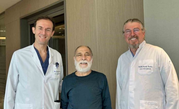 Aort damarı yırtılan Libyalı hasta, İzmir’de kapalı yöntemle tedavi edildi