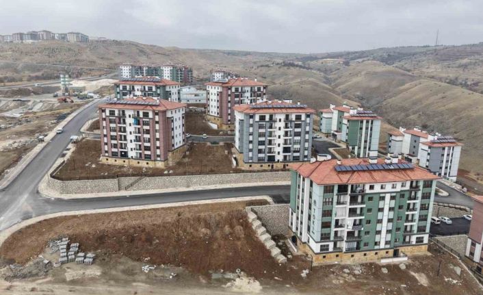 Asrın inşasında, Elazığ’da 12 bin konut yapıldı