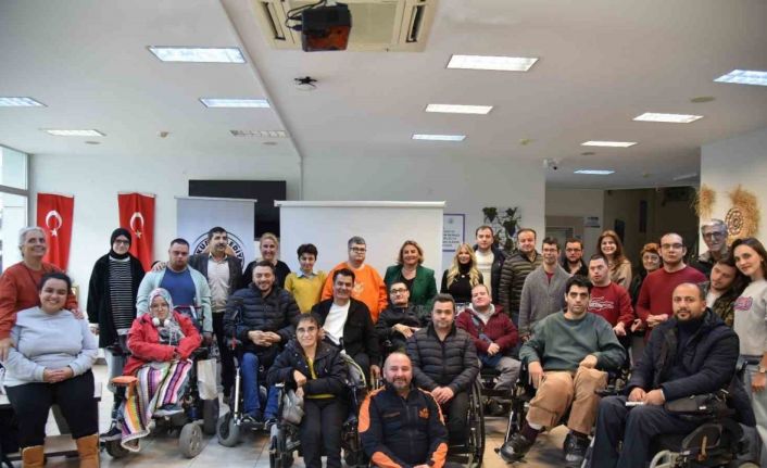 Atakum Belediyesi’nden özel gereksinimli bireylere yönelik afet farkındalık eğitimi