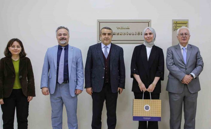 Atatürk Üniversitesi Öğretim Üyesi Prof. Dr. Rabia Meryem Yılmaz, 2025 yılı üstün başarılı genç bilim insanı ödülüne layık görüldü