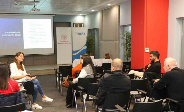 AYTO’dan iş dünyasına İletişim ve Markalaşma Eğitimi