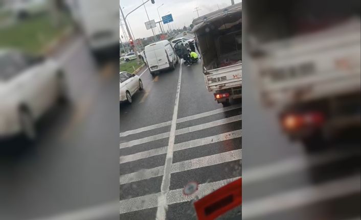 Ayvalık’ta polisten kaçan sürücü kovalamacada kıskıvrak yakalandı