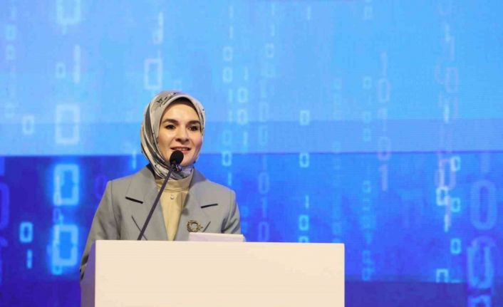 Bakan Göktaş: "Dijital medya ve oyun platformlarına dair yasal düzenlemeyi yakın zamanda hayata geçireceğiz"