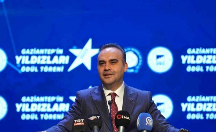 Bakan Kacır: "23 yıl önce 36 milyar dolar olan yıllık ürün ihracatımız 270,6 milyar dolara çıktı"