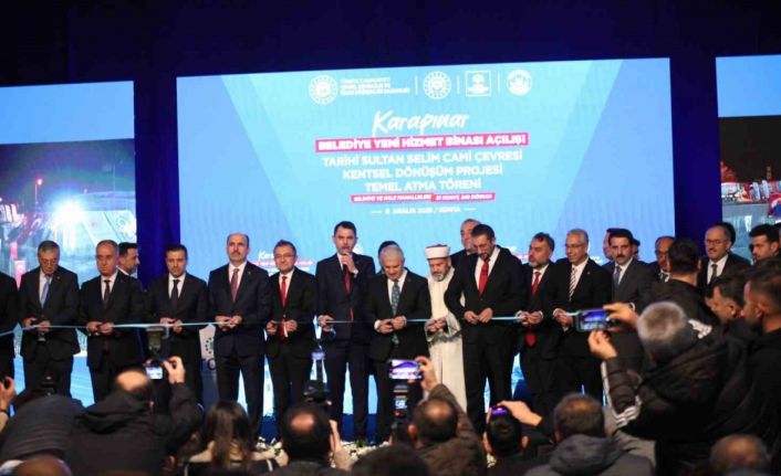 Bakan Kurum: "350 bin yuvamızın anahtarlarını teslim ettik, 453 bin konutumuzu da yıl sonuna kadar tamamlayacağız"