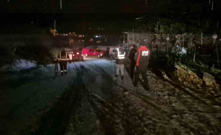 Bartın’da kiralık ev ararken ormanlık alana giren çift mahsur kaldı