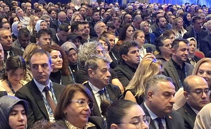 Başkan Künkcü, Mesleki Eğitim Zirvesi’ne katıldı